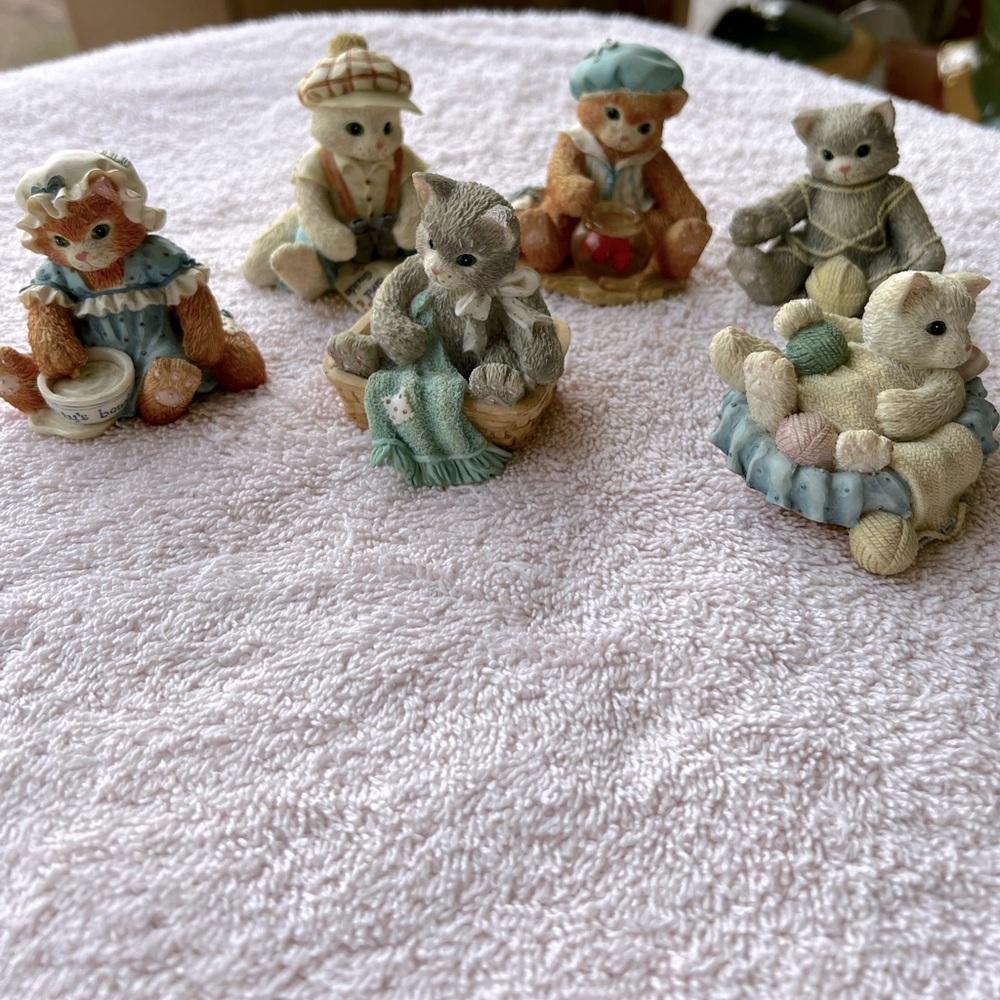 Priscilla Hillman Calico Cats collection
